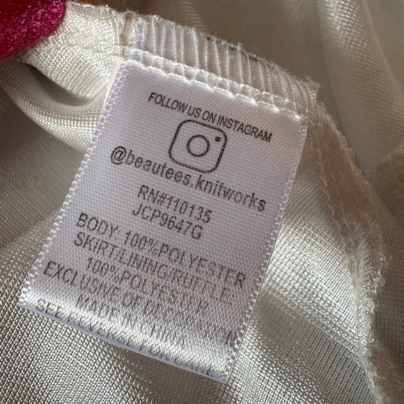 Floral Lace Kids Dress - Picture 9 of 9